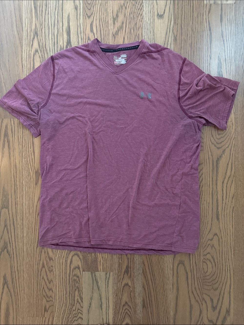 Under Armour Men's Short-Sleeve V-Neck Tee in Burgundy Heather